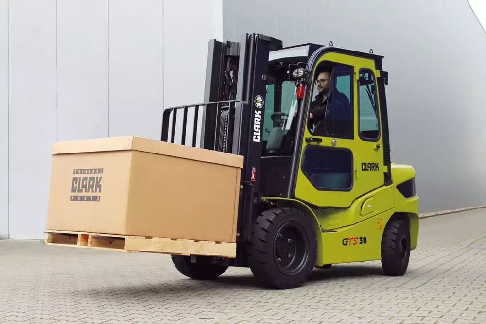 CLARK GTS20-33 — imagen 4