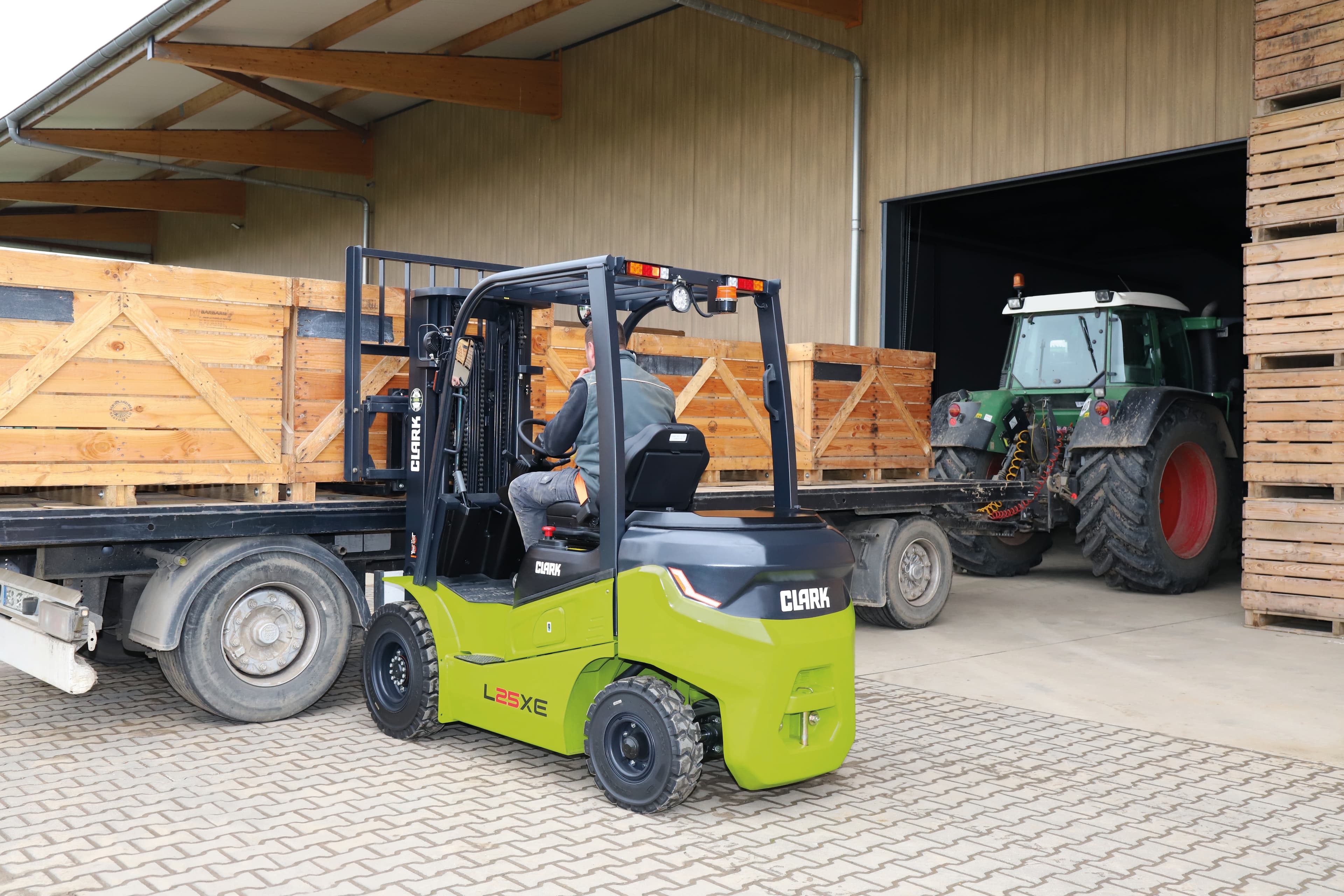 CLARK Raider L25XE/L30XE/L35XE — imagen 12