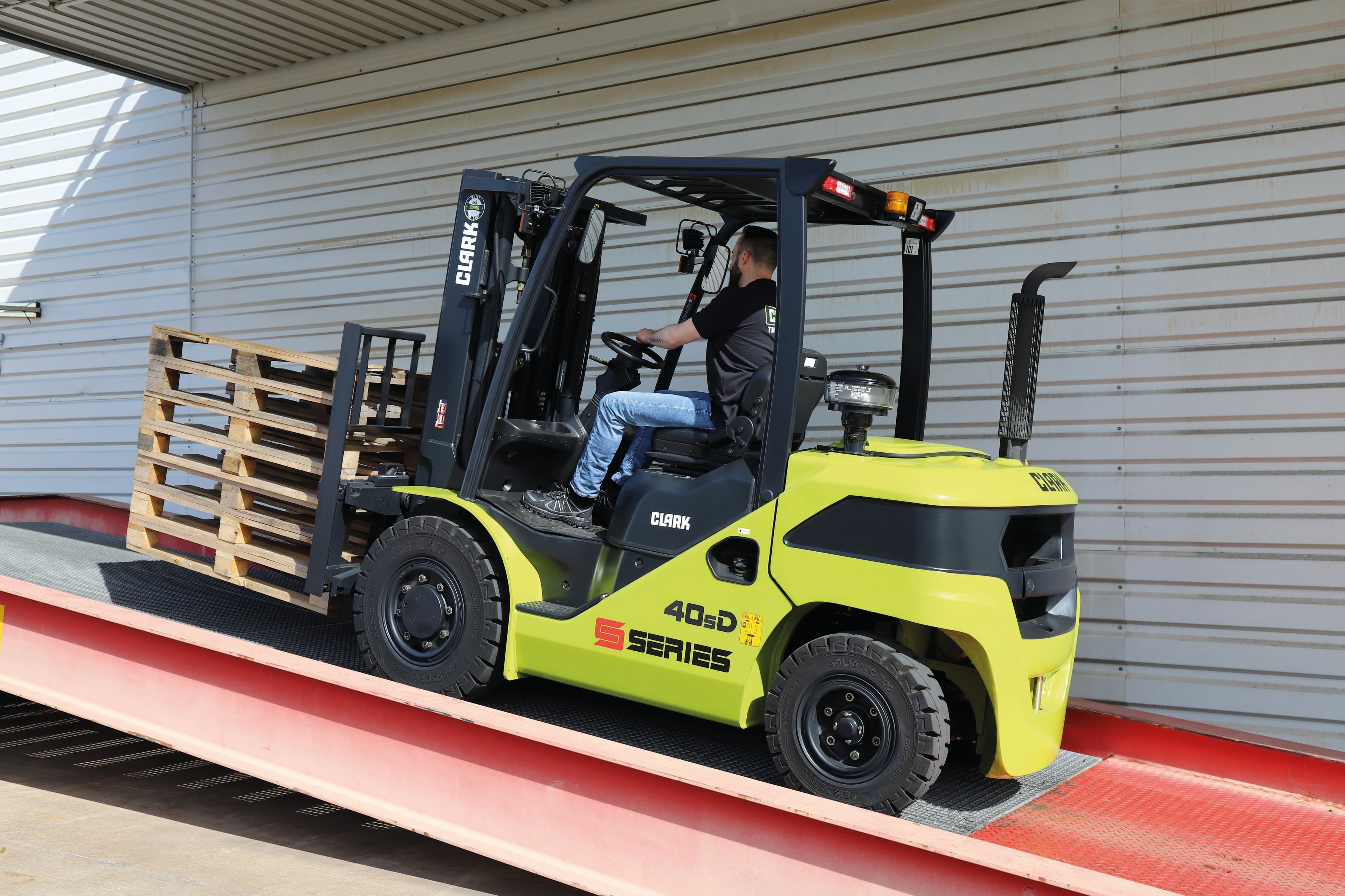 CLARK S40-55 — imagen 15