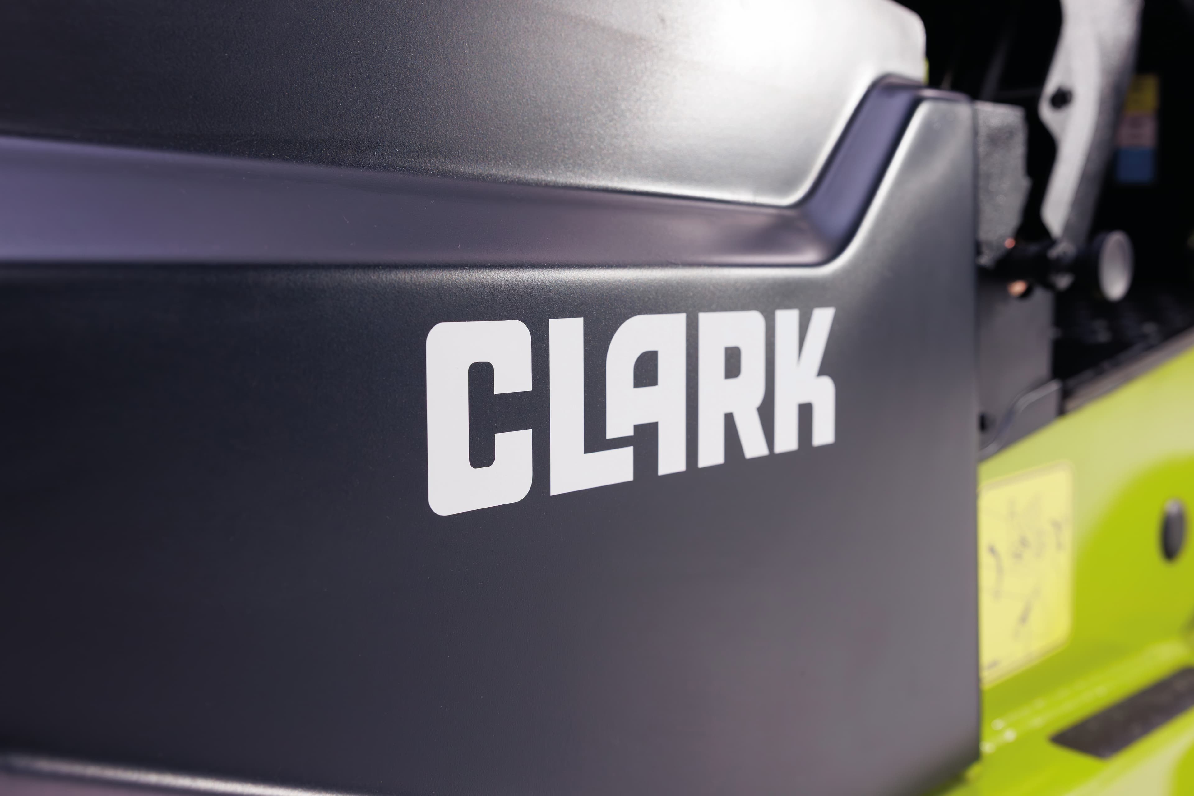 CLARK SE16-20 — imagen 40