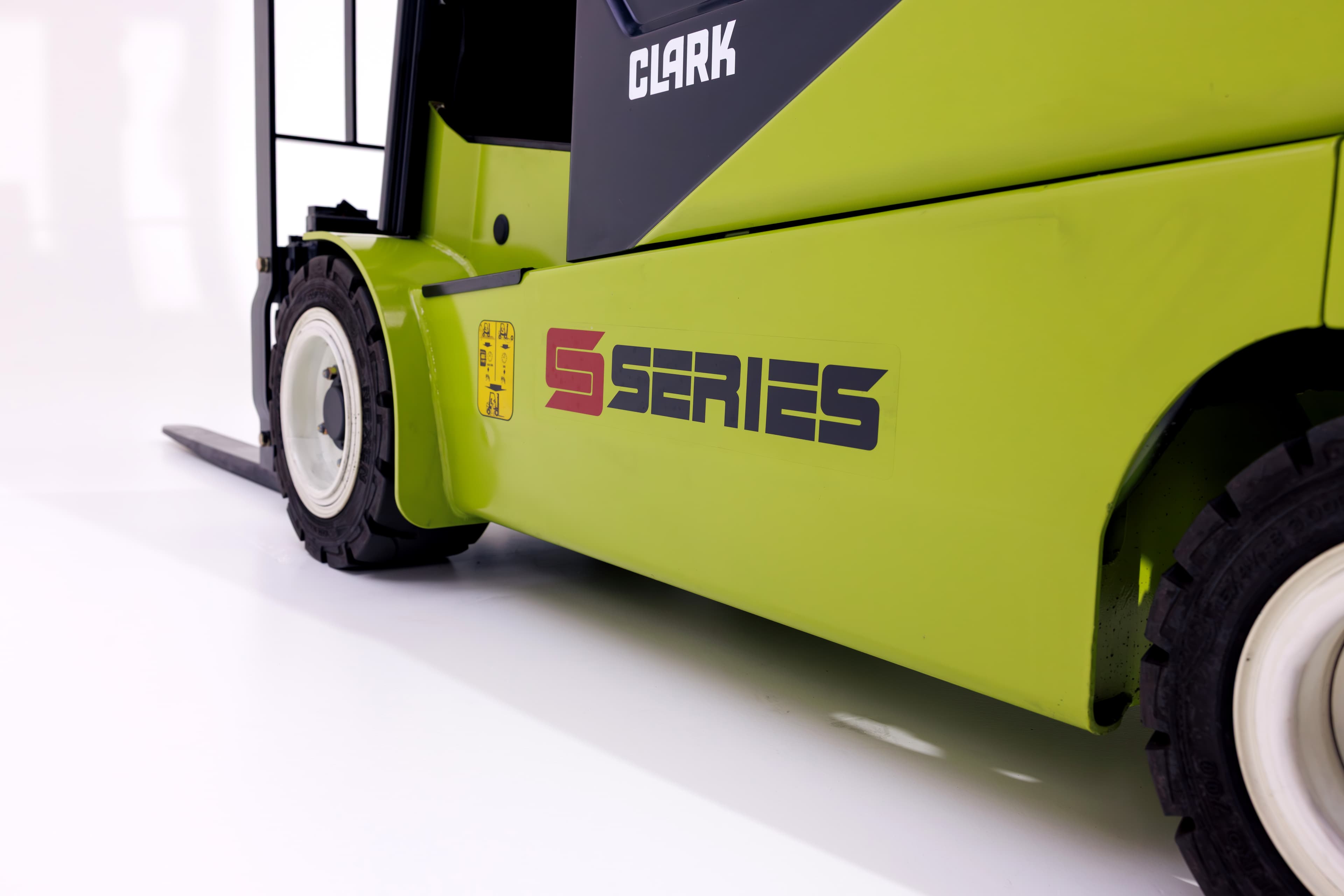 CLARK SE16-20 — imagen 47