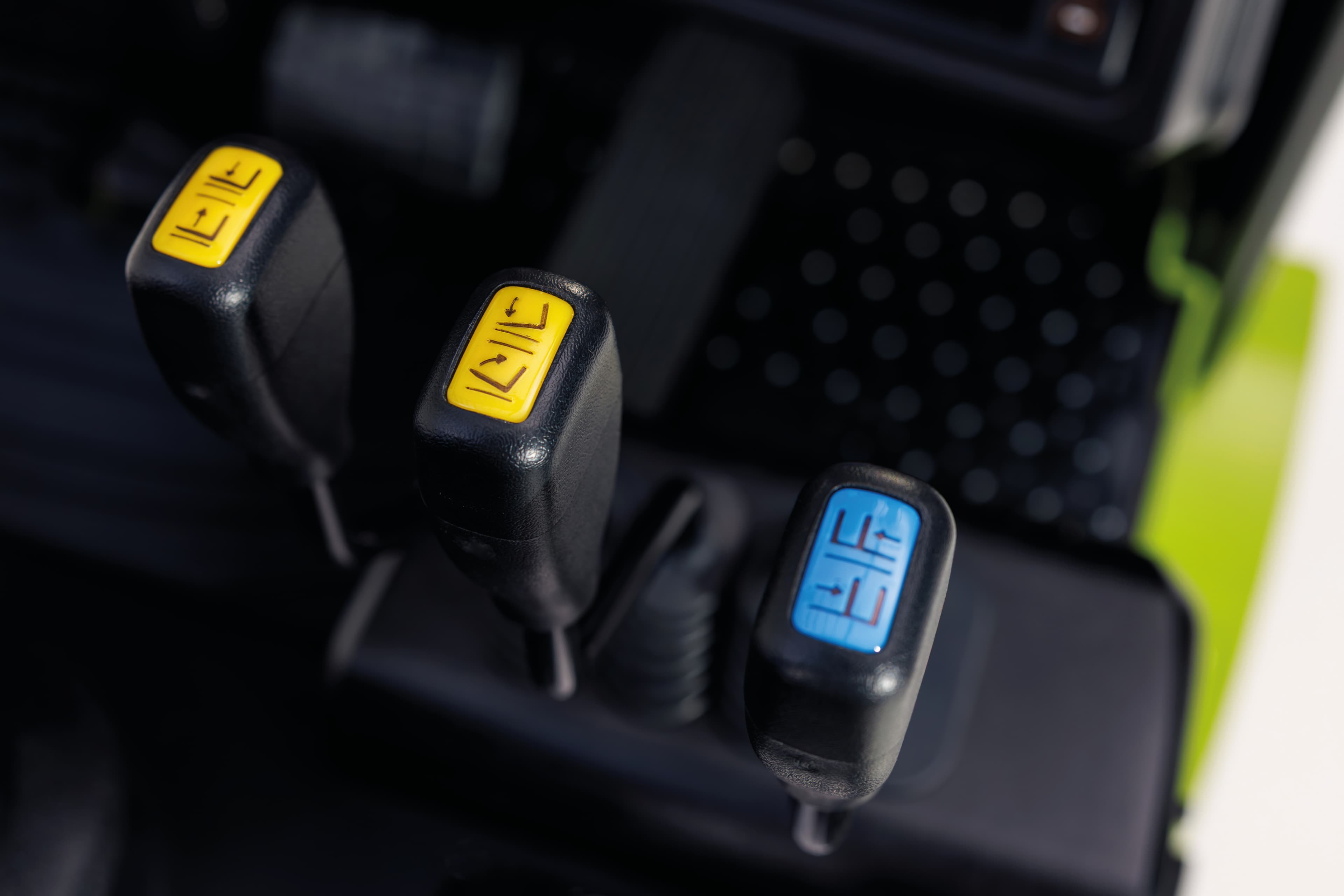 CLARK SE16-20 — imagen 60