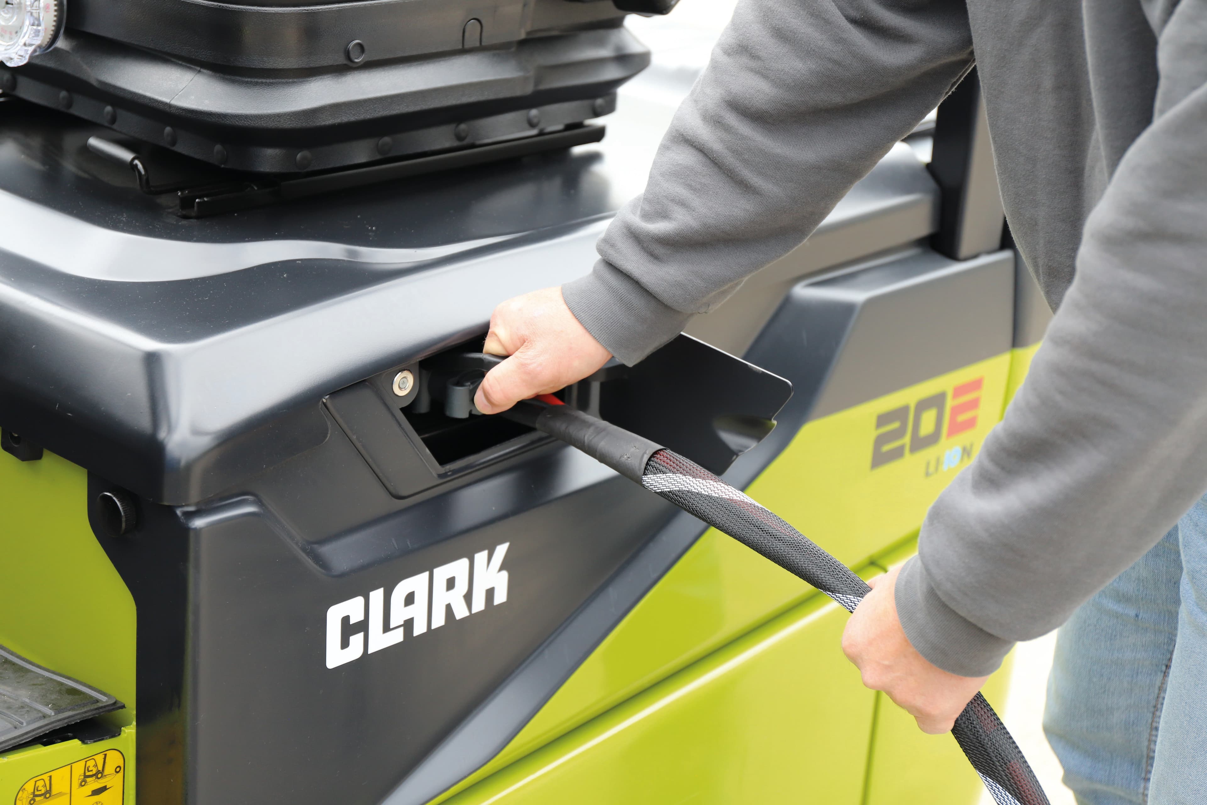 CLARK STE16-20 — imagen 28