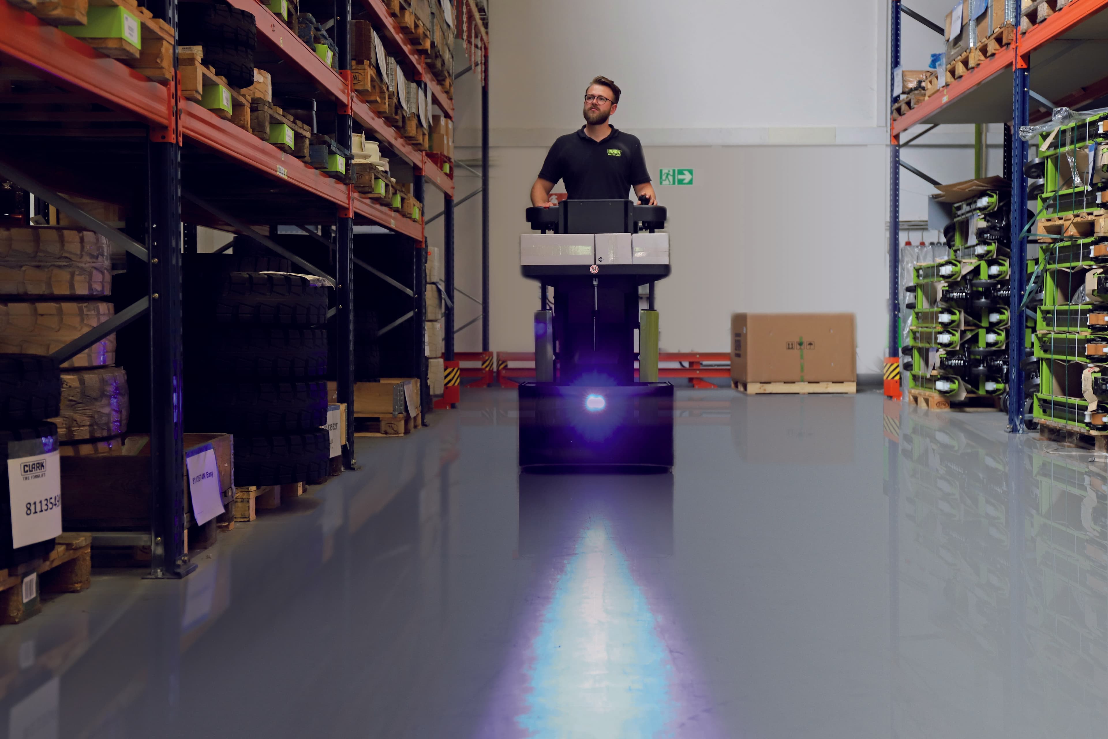 CLARK COP1 — imagen 4