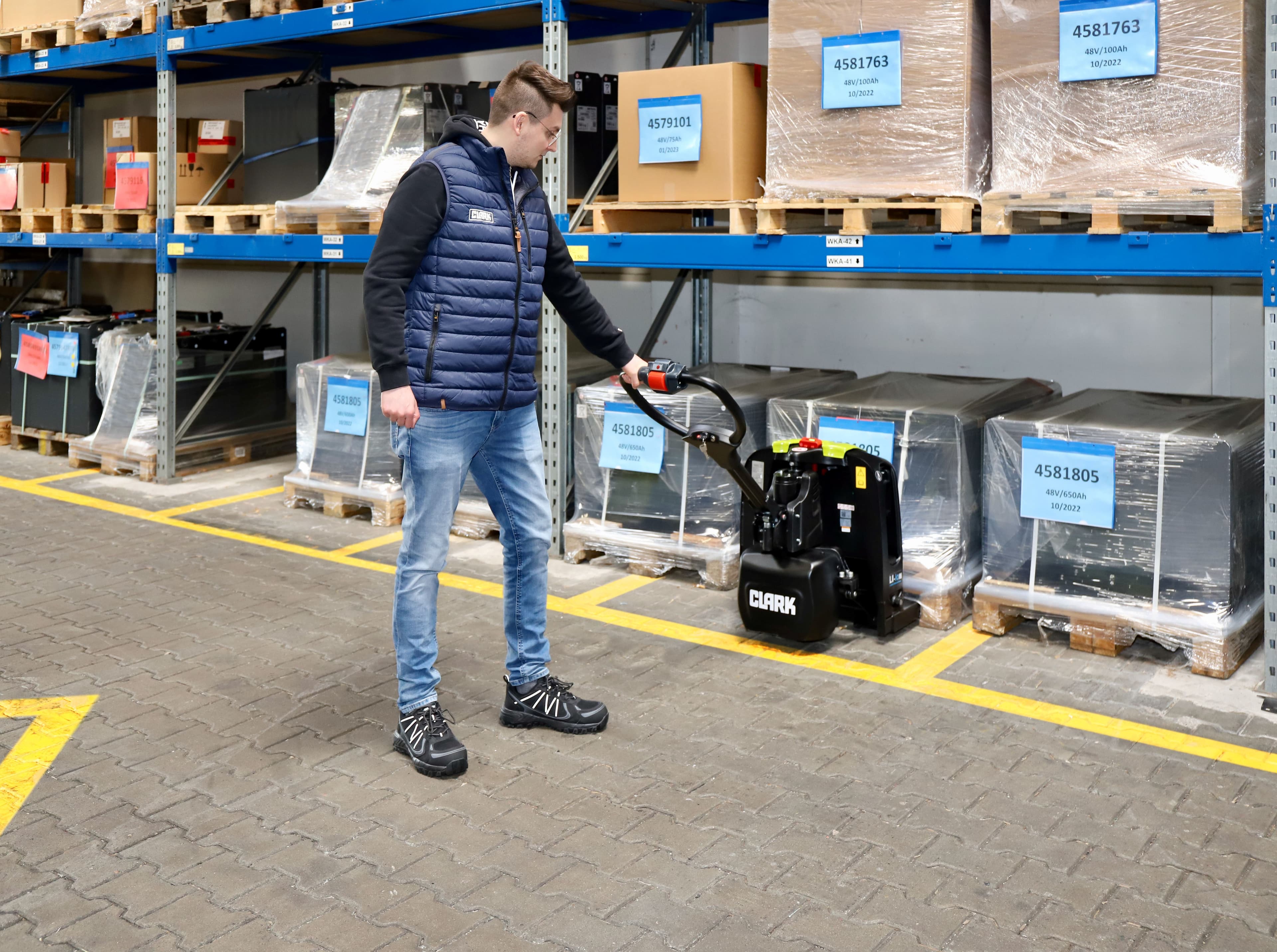 CLARK LWio15 — imagen 8